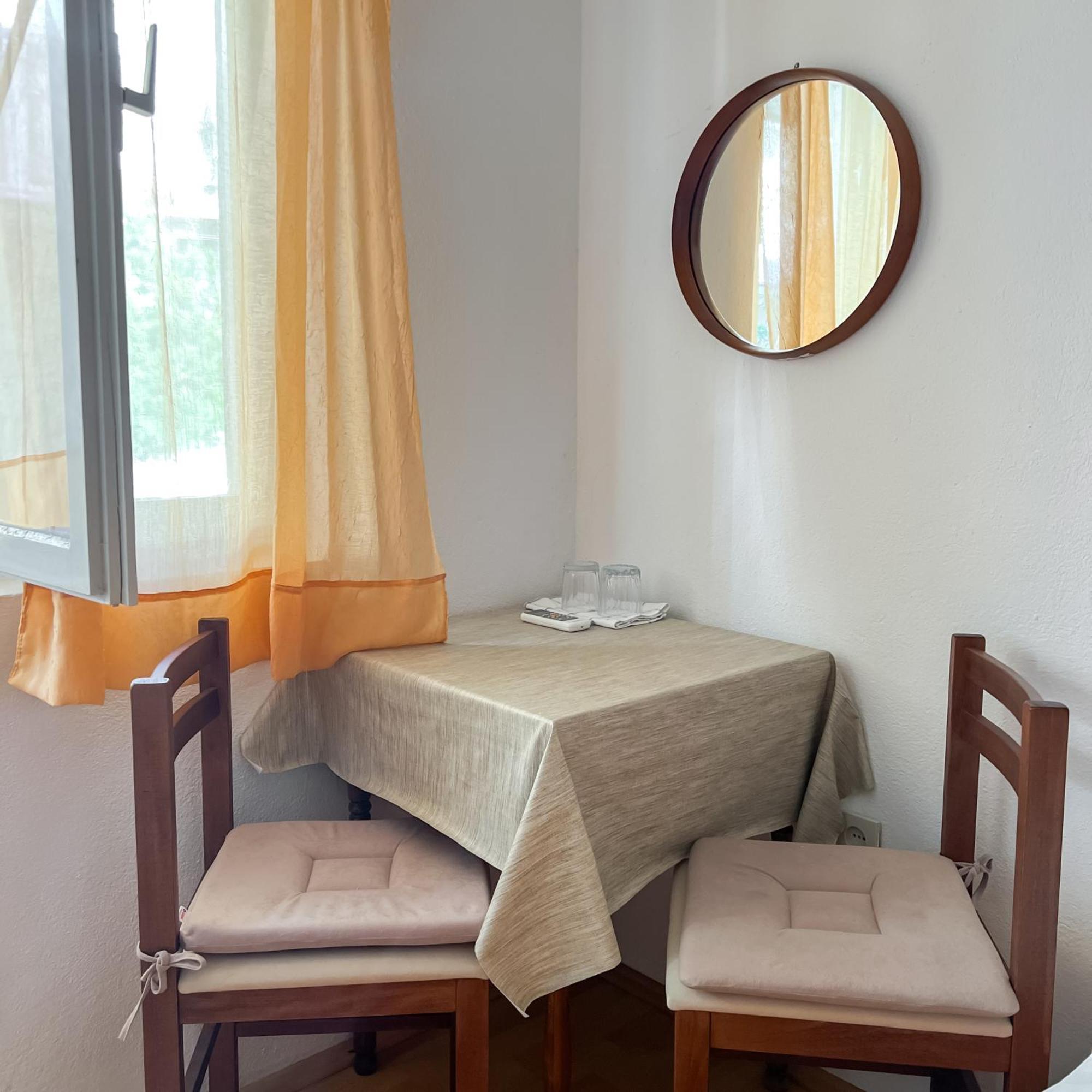 Seaside Apartments And Rooms Башка-Вода Екстер'єр фото